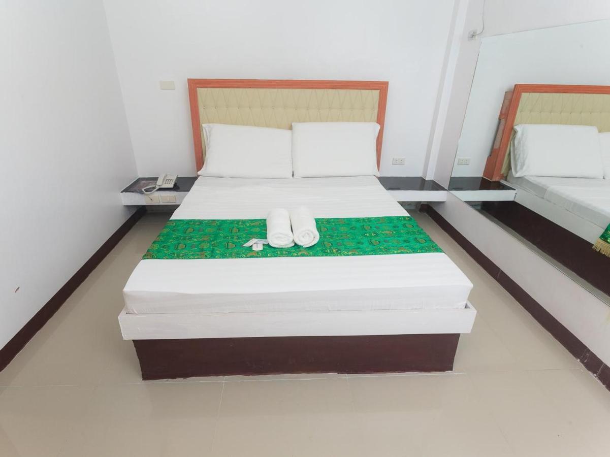 Jared Suites Upper Digos Exterior foto